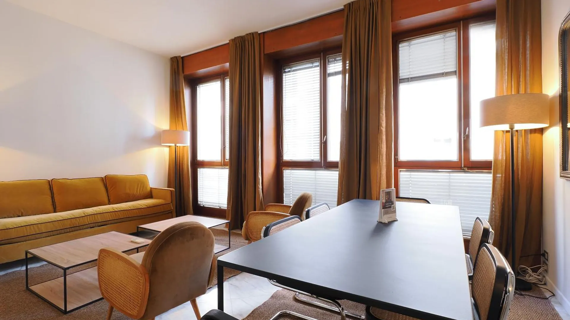 Lägenhet San Babila City Centre Apt Milano